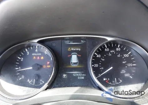 2014 Nissan Rogue Sv z USA, uszkodzony, nr VIN 5N1AT2MT6EC841513